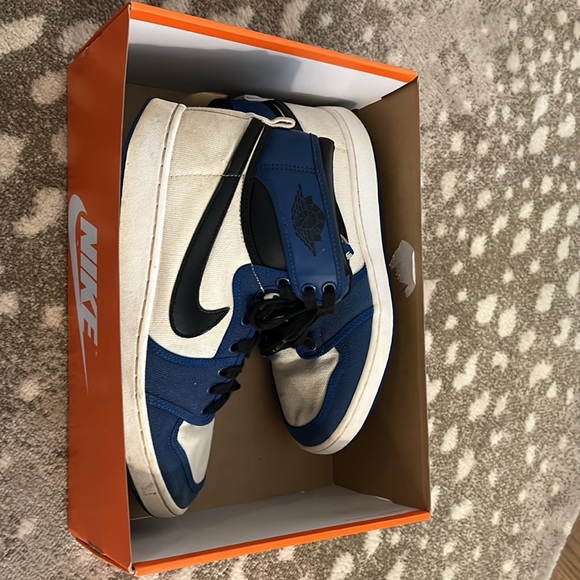 Nike Collectible Air Jordan 1 - AJKO.  Official Nike Air Jordan size 9, Men’s. - Picture 3 of 8